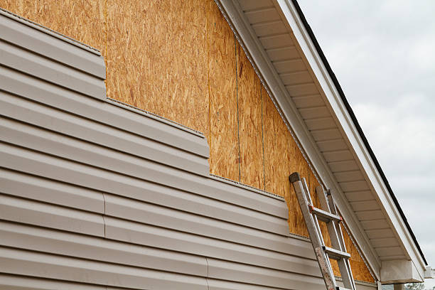 Professional Siding Replacement technician working in Kingston, NY